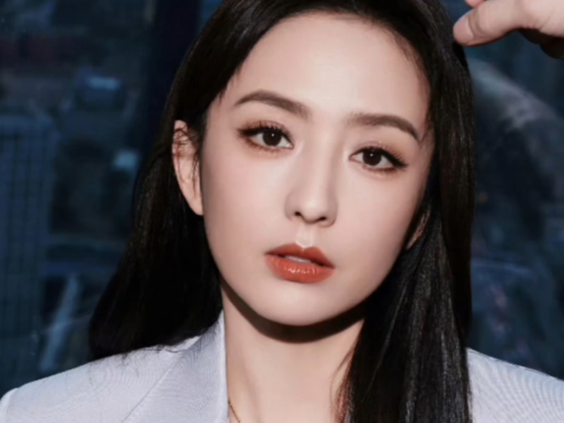 佟丽娅剧情挑战