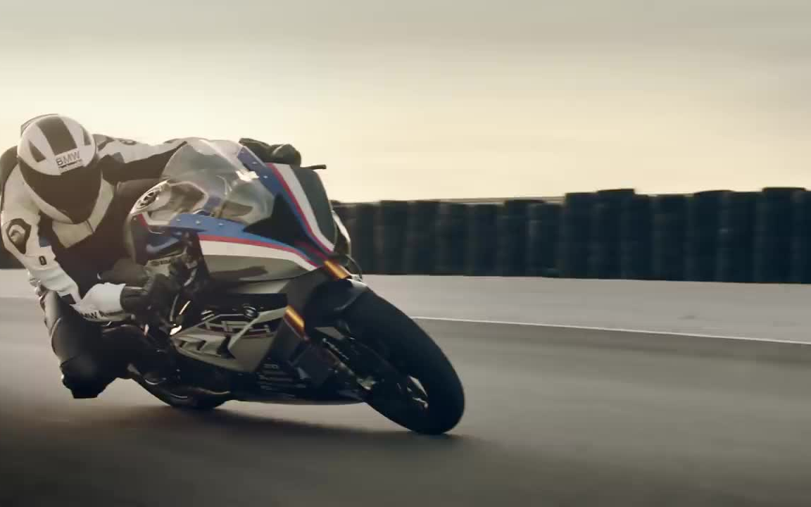 bmw hp4 race 终极赛车