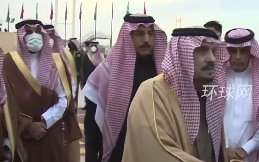 我国领导人访沙特获最高规格礼遇，与拜登访问形成反差
