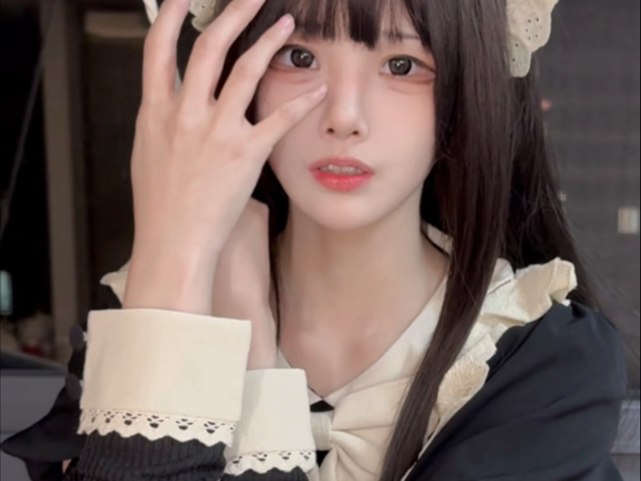 I remember them all 😭🙌🏻 My favorite is Va-schoolboy!