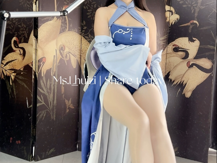 改良版汉服配极光白丝（你想要的我都有））