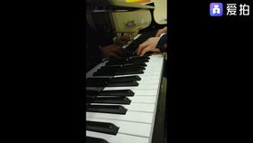 超火音乐钢琴曲谱_很火的歌钢琴数字曲谱(2)