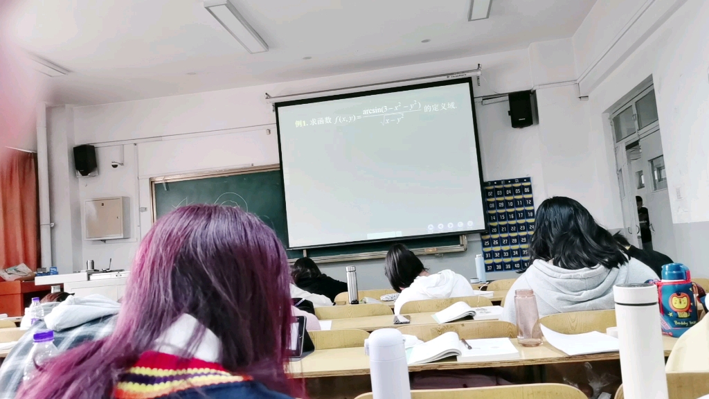 大学生活无聊,上课哔哩哔哩bilibili