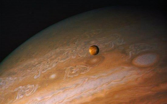 【密恐警告】木星丧心病狂的60+颗卫星的动画