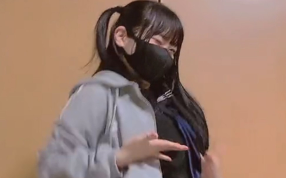 Of course I dressed like this to flirt with my junior.