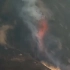 【地理】拉帕尔马火山的山坡出现新的喷发口的直播录像