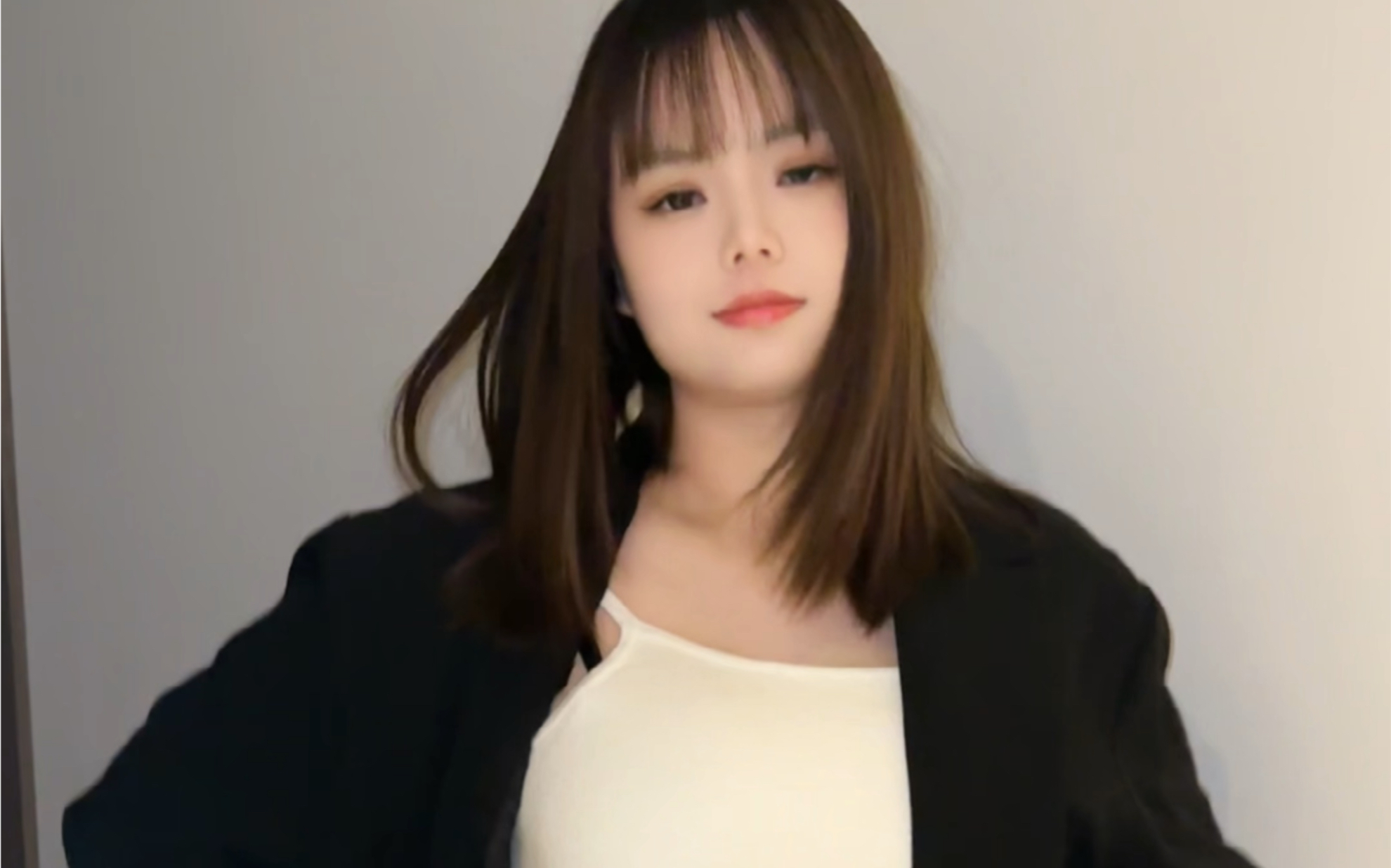 【-Small Jane】The latest video is coming, come and check it out!