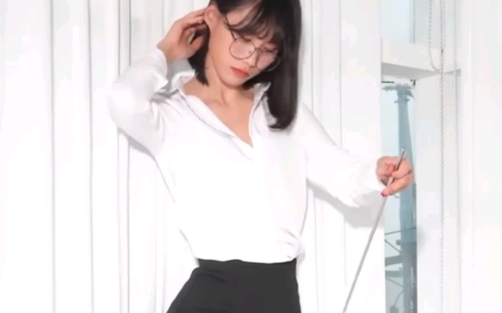 Guys, it's time for class.