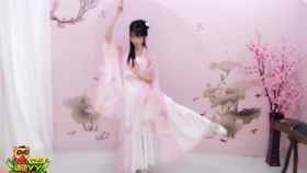 蓝色大海的传说2中文版 810a0dbaae524bf2dcb9bfc133a0d740ef37ecae.jpg@280w_158h_1c_100q.jpg