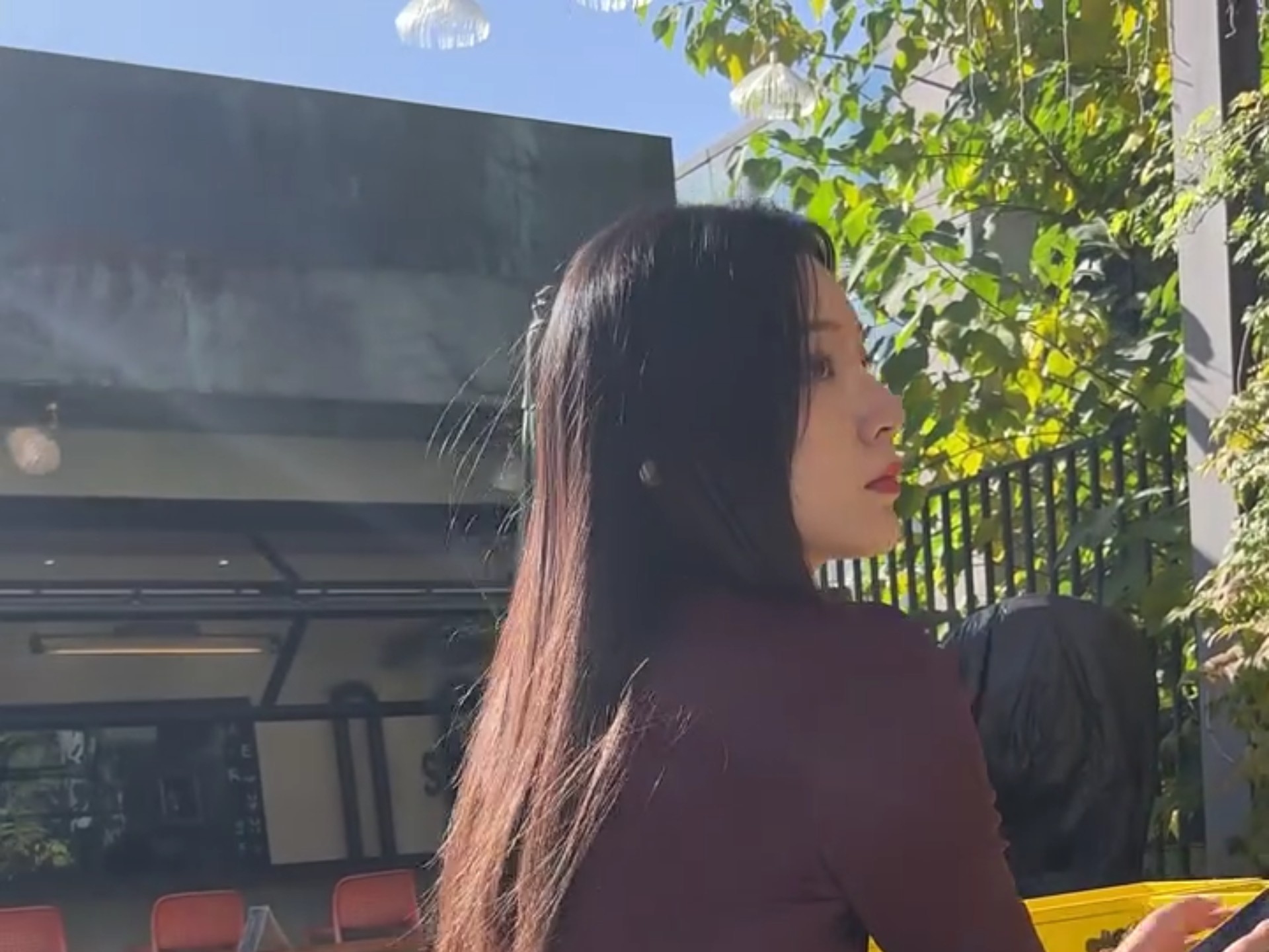 沉浸式观看小姐姐街拍日常