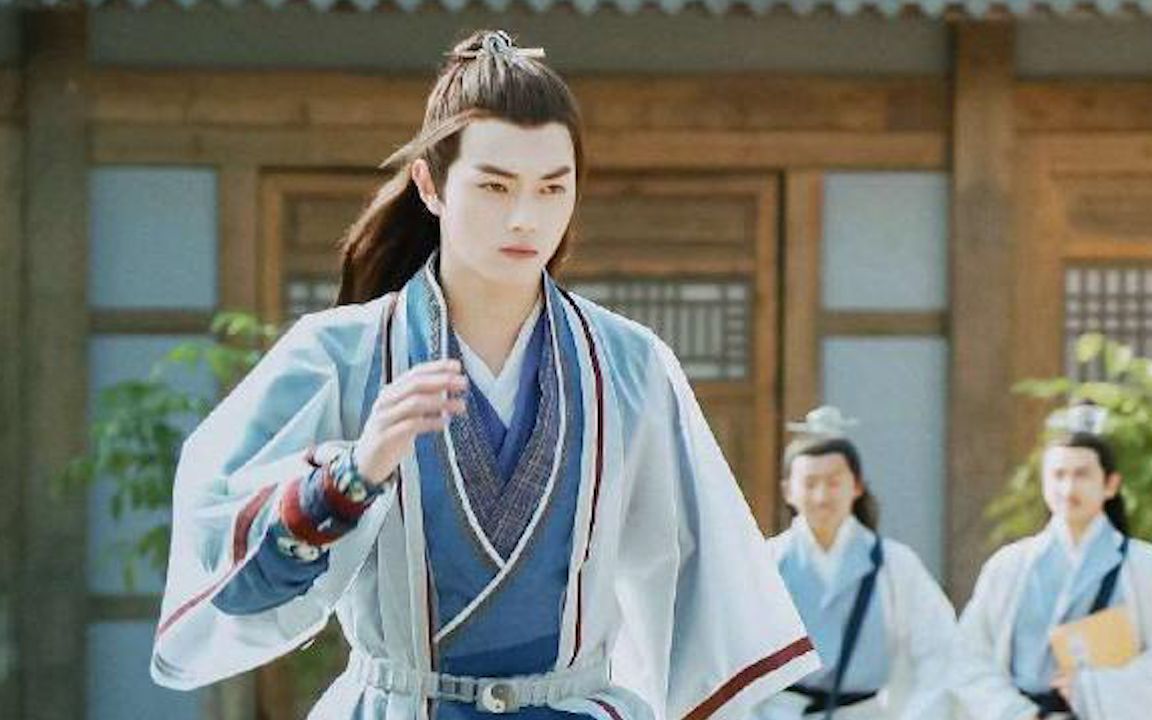 继《香蜜》后又一仙侠剧来袭,许凯反套路笑闹古装世界,女主却是大妈既