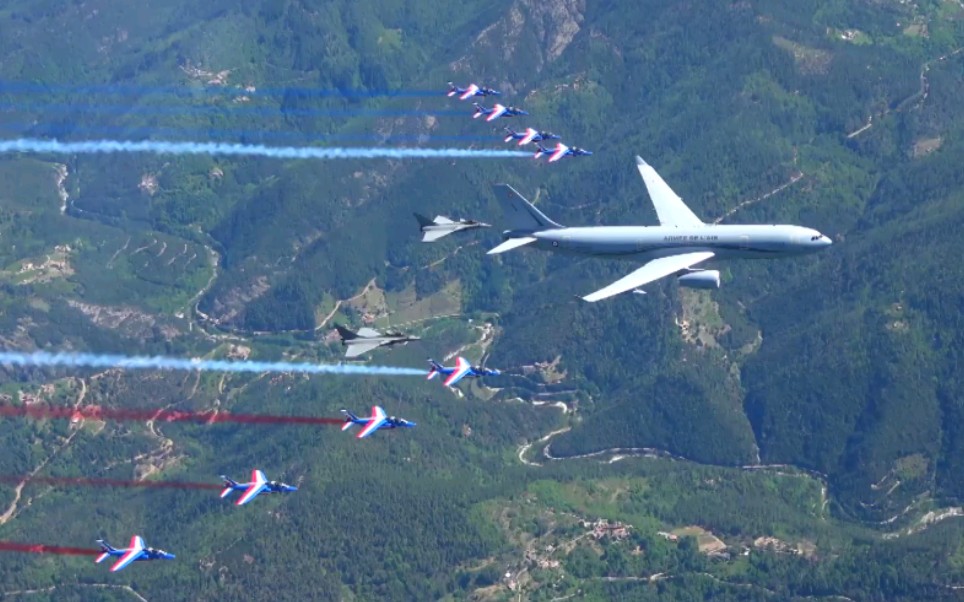 【军事】法国空军A330 MRTT空中加油机