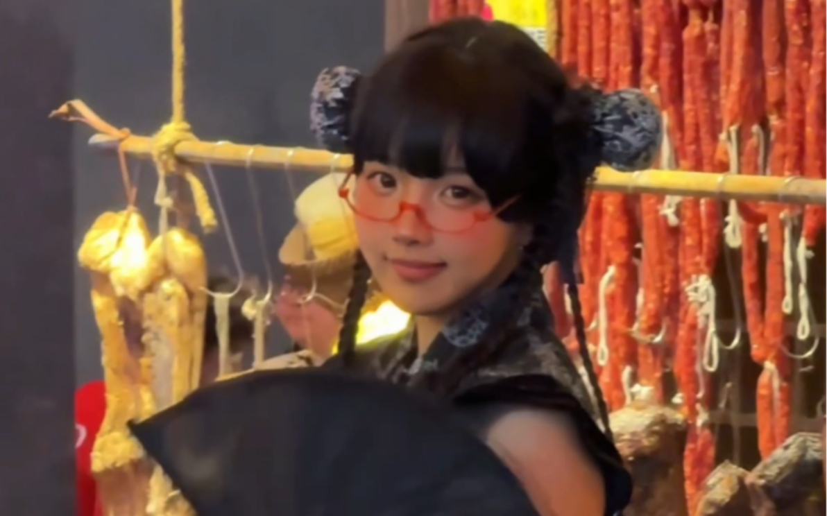 Your new teammate in Infinite Streams: the black-skinned Chinese maiden