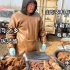 山东眼镜哥家传卖狗肉，45元一斤，徒手撕狗头肉，看着直流哈喇子
