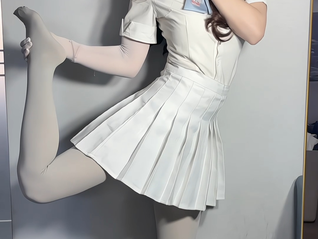 Keep it simple. Thick gray.