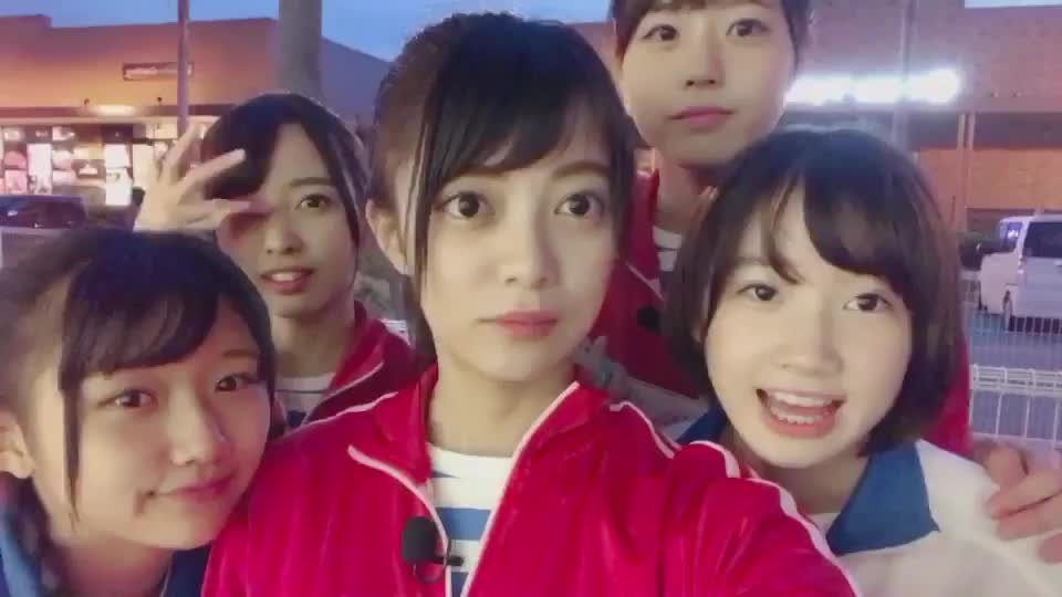 【akb】冈田奈奈&甲斐心爱&迷妹们 17.11.13 755