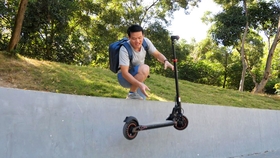 最快电动滑板车视频 86134d3d2bc61292437356453bddfac8d7b5172e.jpg@280w_158h_1c_100q.jpg