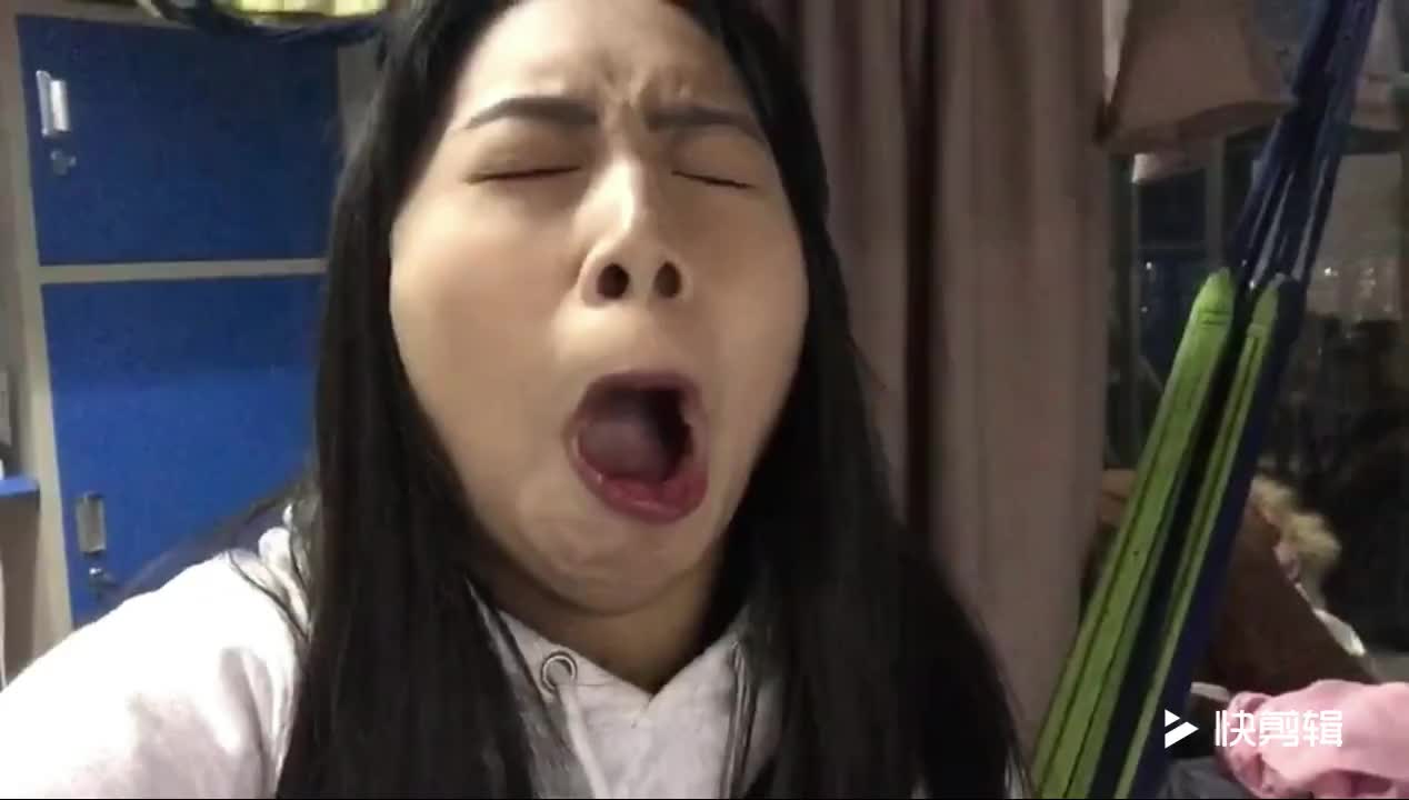傻不拉几的二百五