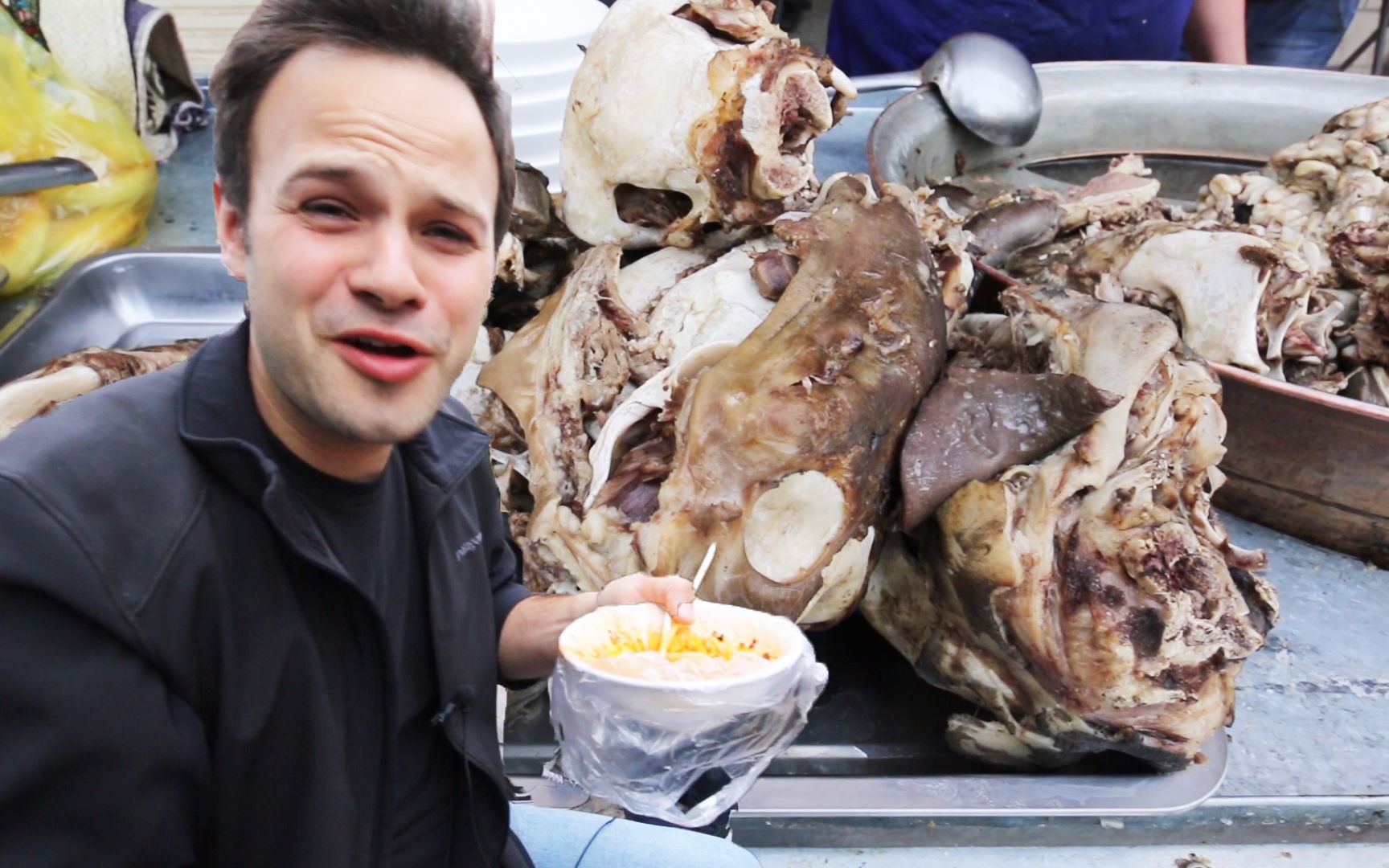 收藏 trevorjames吃货老外发消息 微信公众号:吃货老外thefoodranger