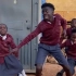 乌干达孤儿院孩子表演迈克尔杰克逊的《Smooth Criminal》 节奏拉满