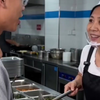 当卡布西游不同妖怪玩家去食堂打饭