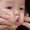 这个嫩嫩的小脸蛋有亿点点好rua