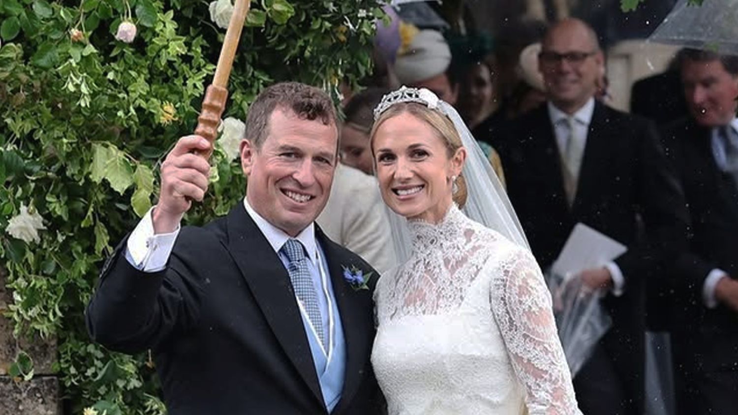 英女王长外孙二婚迎娶单亲美护士，三女捧婚纱尽显现代王室开明风范