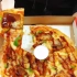 外卖39元的必胜客“韩式烤肉披萨”师傅切披萨这刀工绝了，每一块上面都有烤肉！
