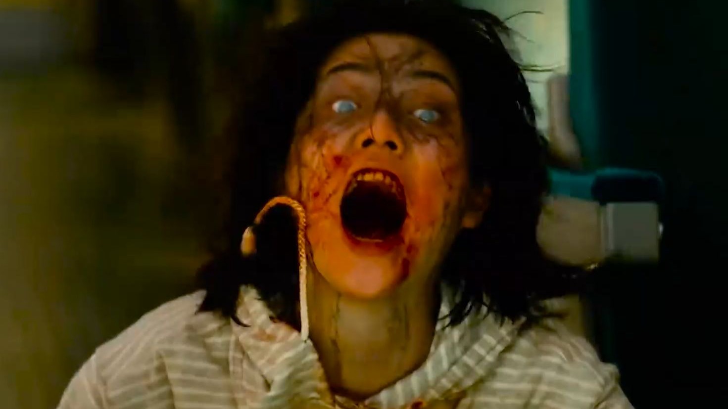 难怪孔刘说当年被群演吓到了，要不是花絮我也以为真的发生丧尸危机！