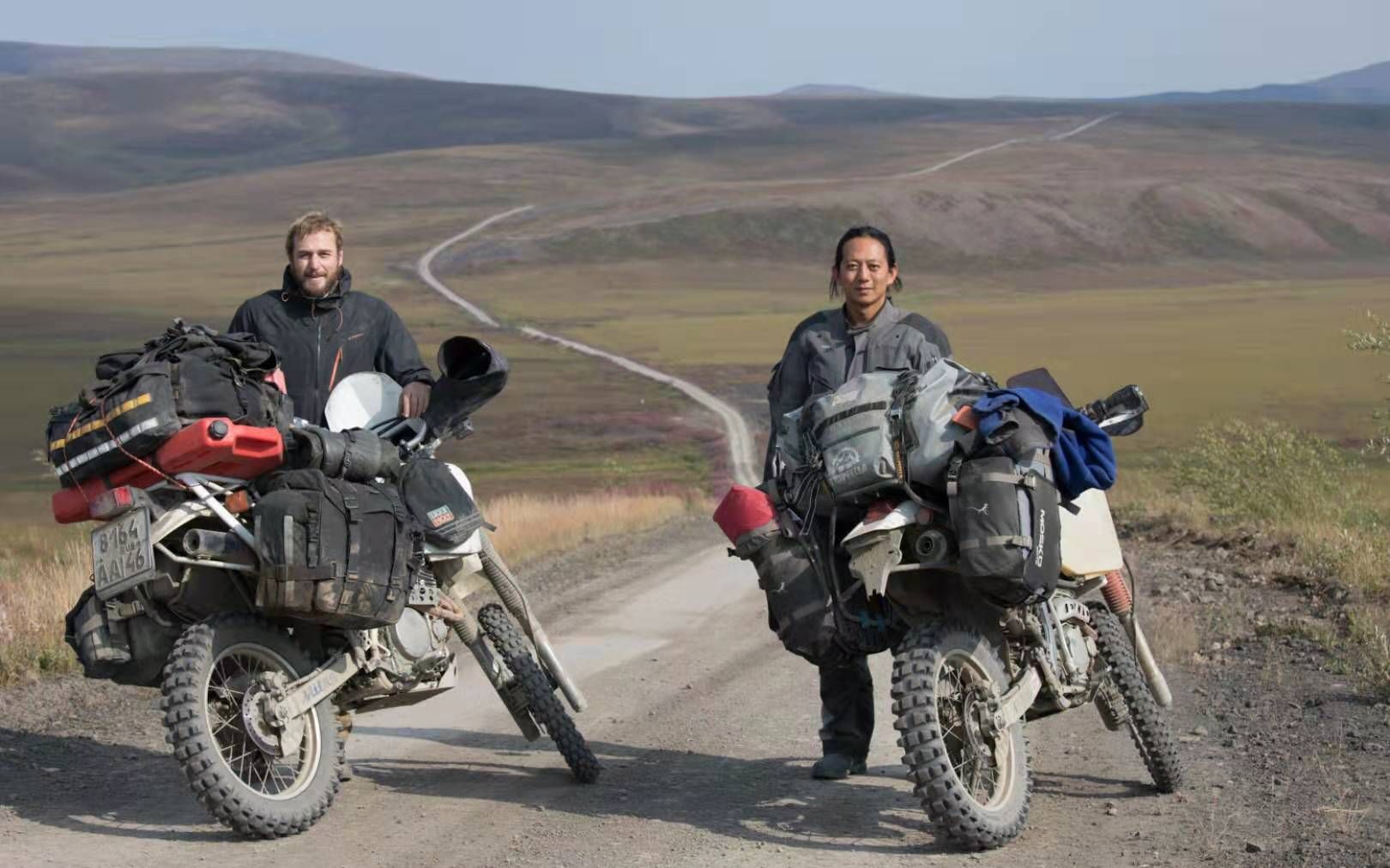 出发! 穿越俄罗斯北极圈，华人首次骑摩托连北冰洋，白令海峡