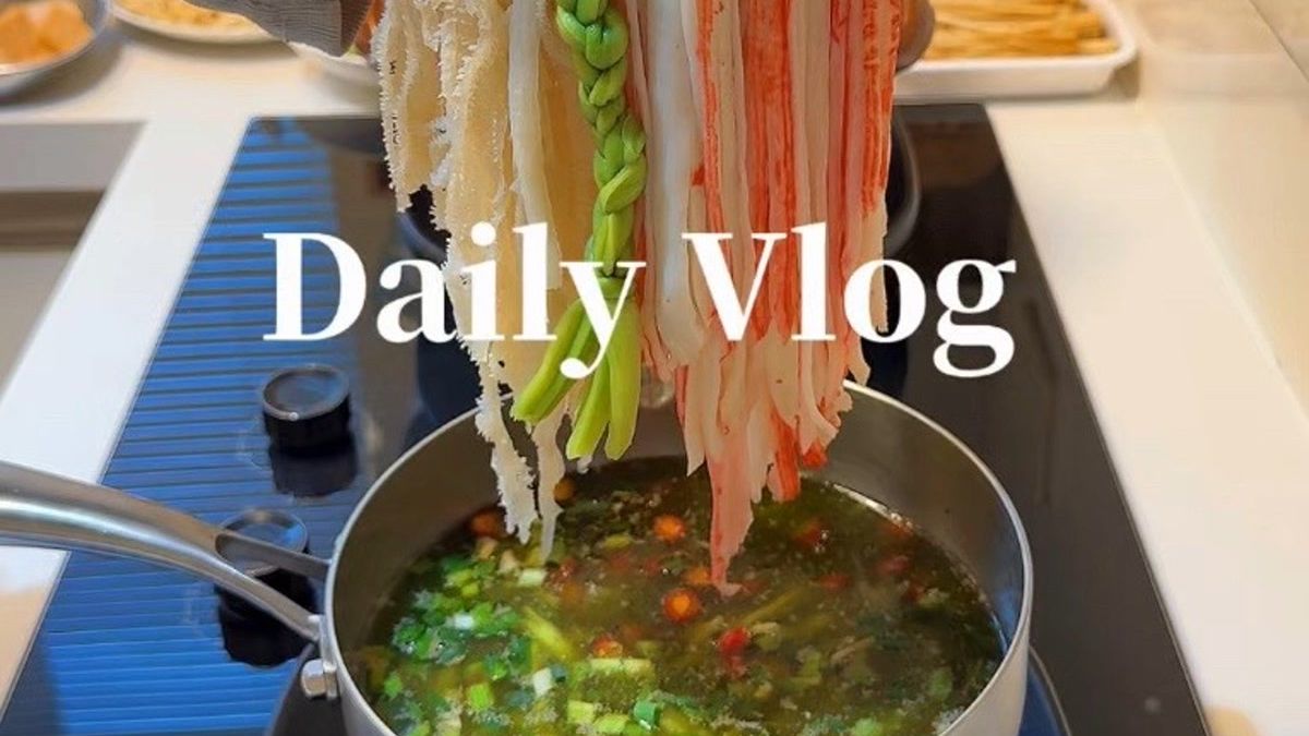 在家吃藤椒冒菜和绿豆小圆子的快乐