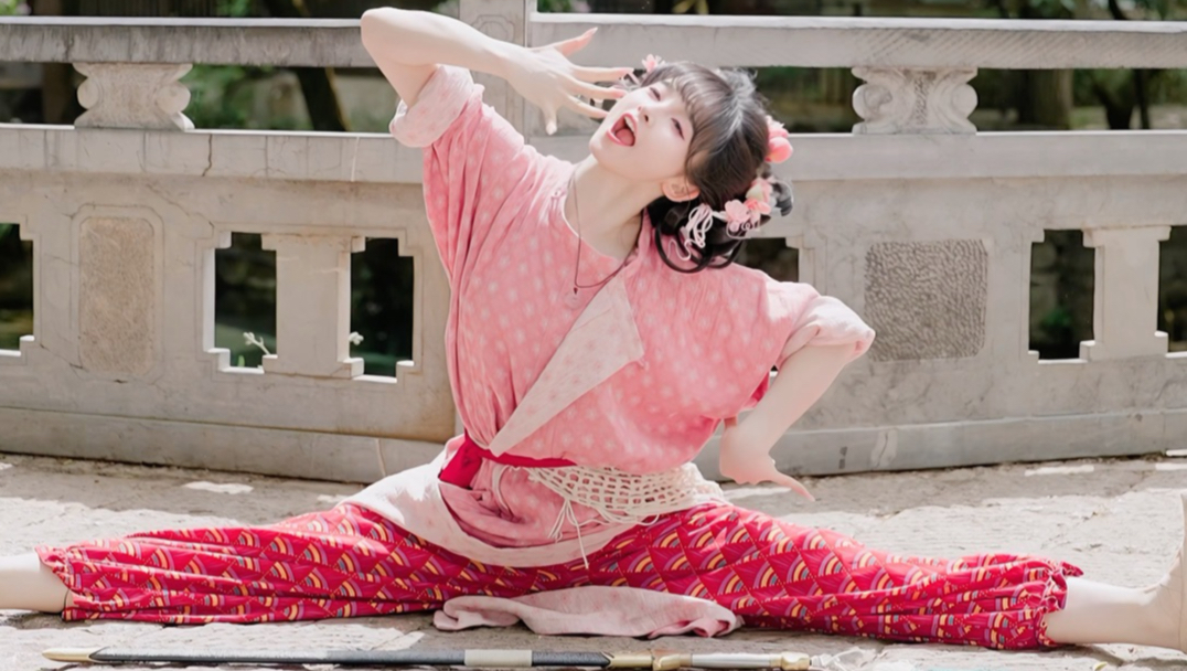 “原版小师妹重出江湖？！宗门伙食有点好呀”