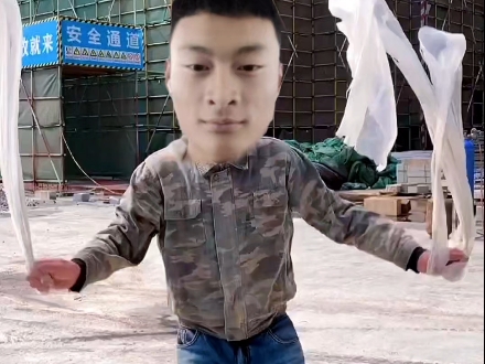 傻13齐行氏