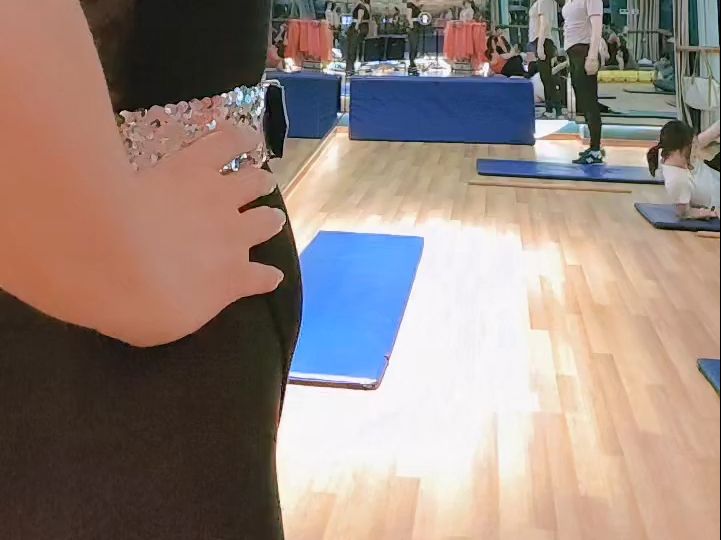 国内健身-HY-YZ-2024-06-06 黑T+黑（不全）