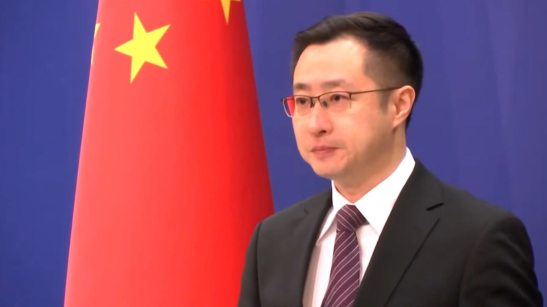 日媒批高市早苗访美姿态谄媚 中方回应