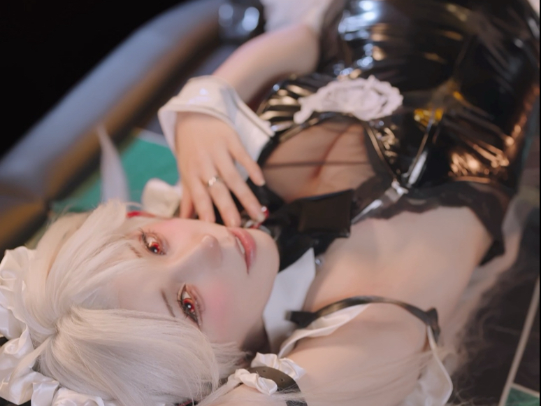 指挥官～喝一杯或者两杯，选一个～