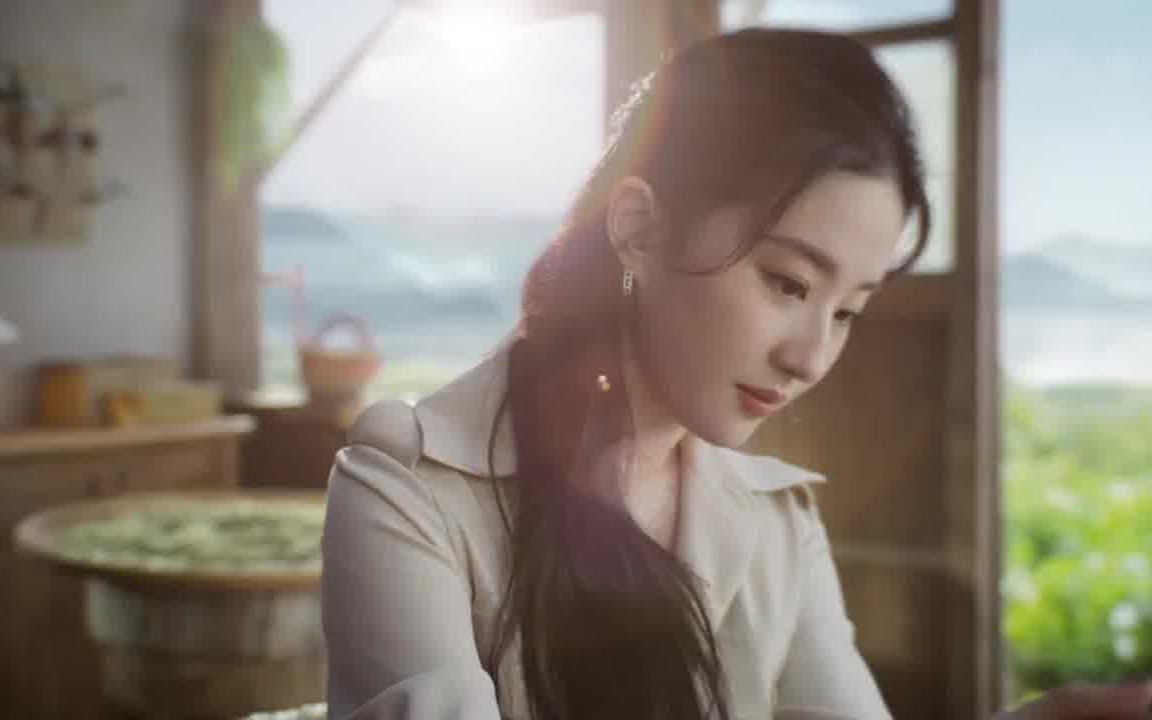 刘亦菲 x 瑞幸 最新广告