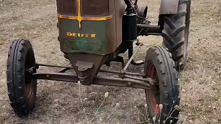 古董拖拉机，它做梦都不会想到，有一天能喝上八块多的柴油
