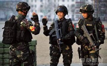 内蒙古:三十八军里的女特种兵_(都是女汉子!