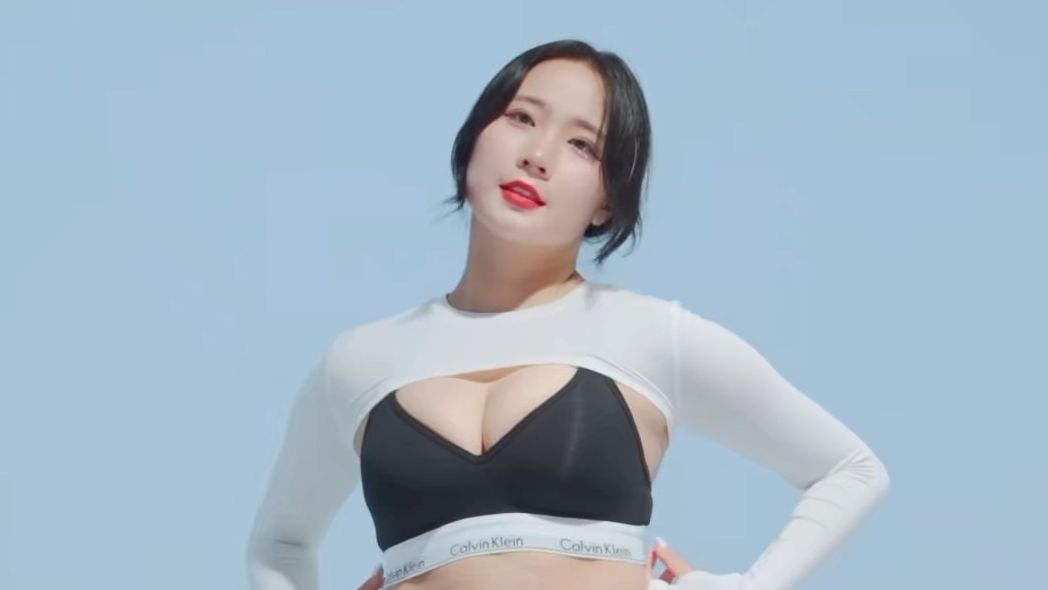 郑 仁 HELLOVENUS - StickySticky 瑜伽服