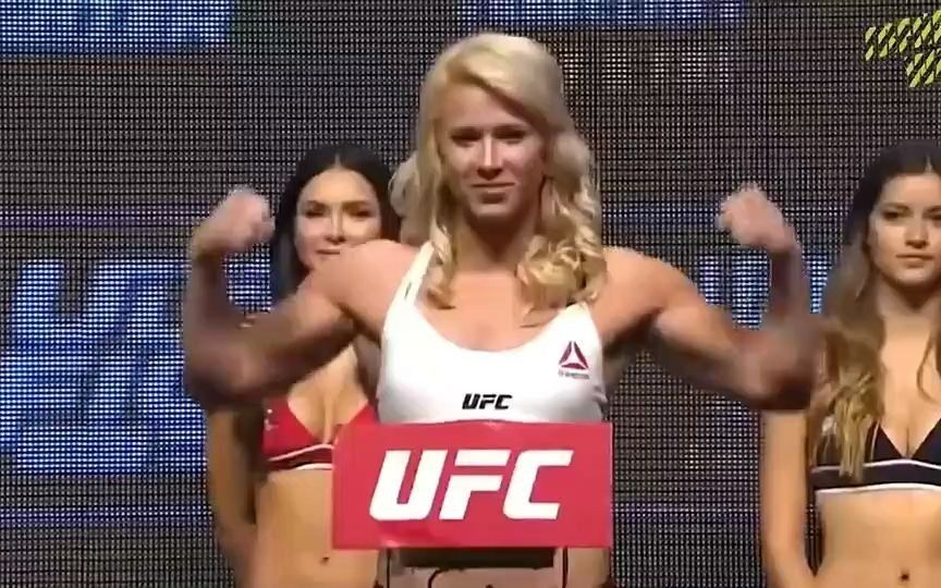 UFC主席被女选手一招“海底捞月”吓坏了