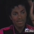 【珍贵影像】MJ为《Thriller》专辑封面照拍摄做准备