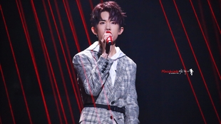 易烊千玺唱的歌视频 8fada4dfc52edd33fbcc70e00ca69bfeba803565.jpg@310w_174h_1c_100q.jpg