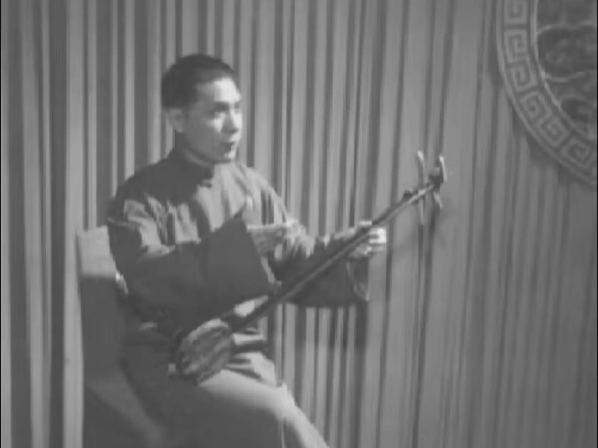 【弹词开篇】《莺莺操琴》演唱者:蒋月泉(三弦) 琵琶:张鉴国(1959年上海文化广场万人演唱会实况录