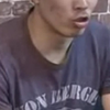 说俏皮话的男子