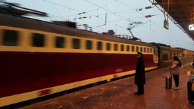 90c60a5007ad9893d81e3057a7b5fa925c01018a.jpg@280w_158h_1c_100q.jpg