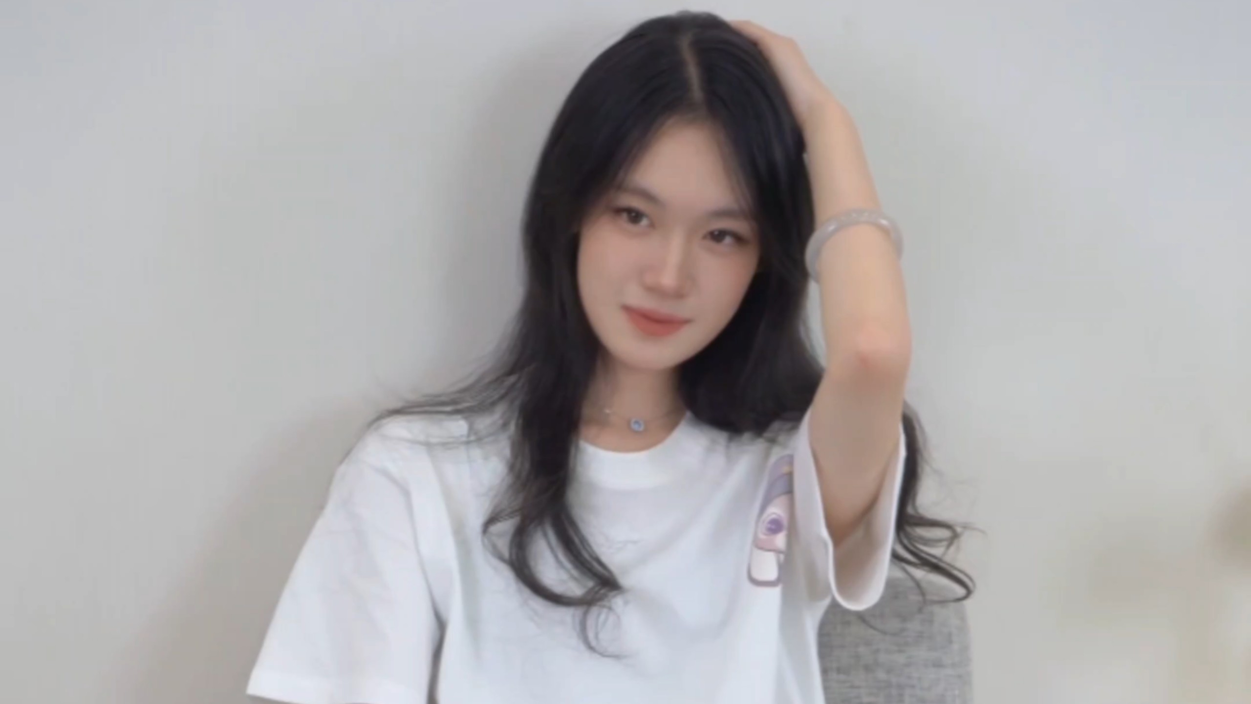 新一期，人气校花小艺，女子校生4K级摄影，纯享版！