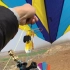 小伙改装风筝，体验高空极限速降！