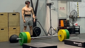 运动前后拉伸10分钟完整版 92becb020bd9b52d232629e3ae59729c7203da07.jpg@280w_158h_1c_100q.jpg