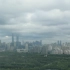 台风烟花即将到来，乌云下的上海三大高楼